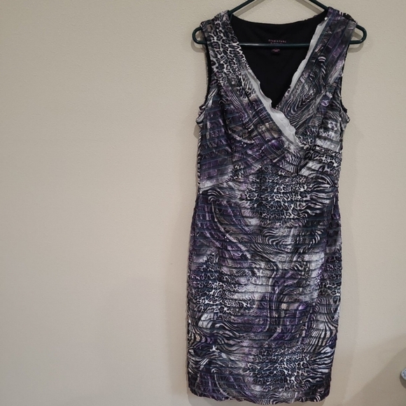 Robbie Bee Signature,  V neck, sleeveless  Dress Womens size 12 - Picture 1 of 9